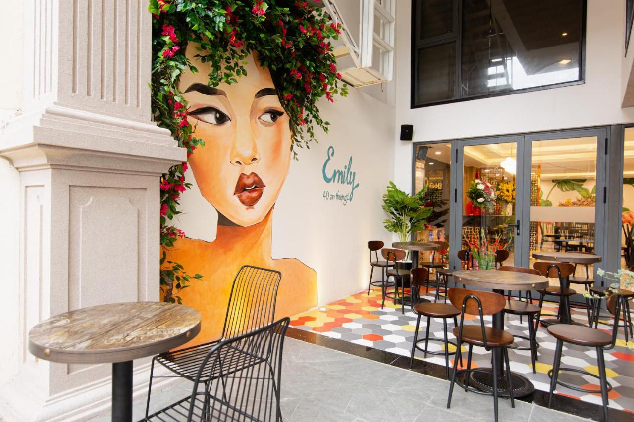 Emily Hotel & Apartment Da Nang Exterior foto