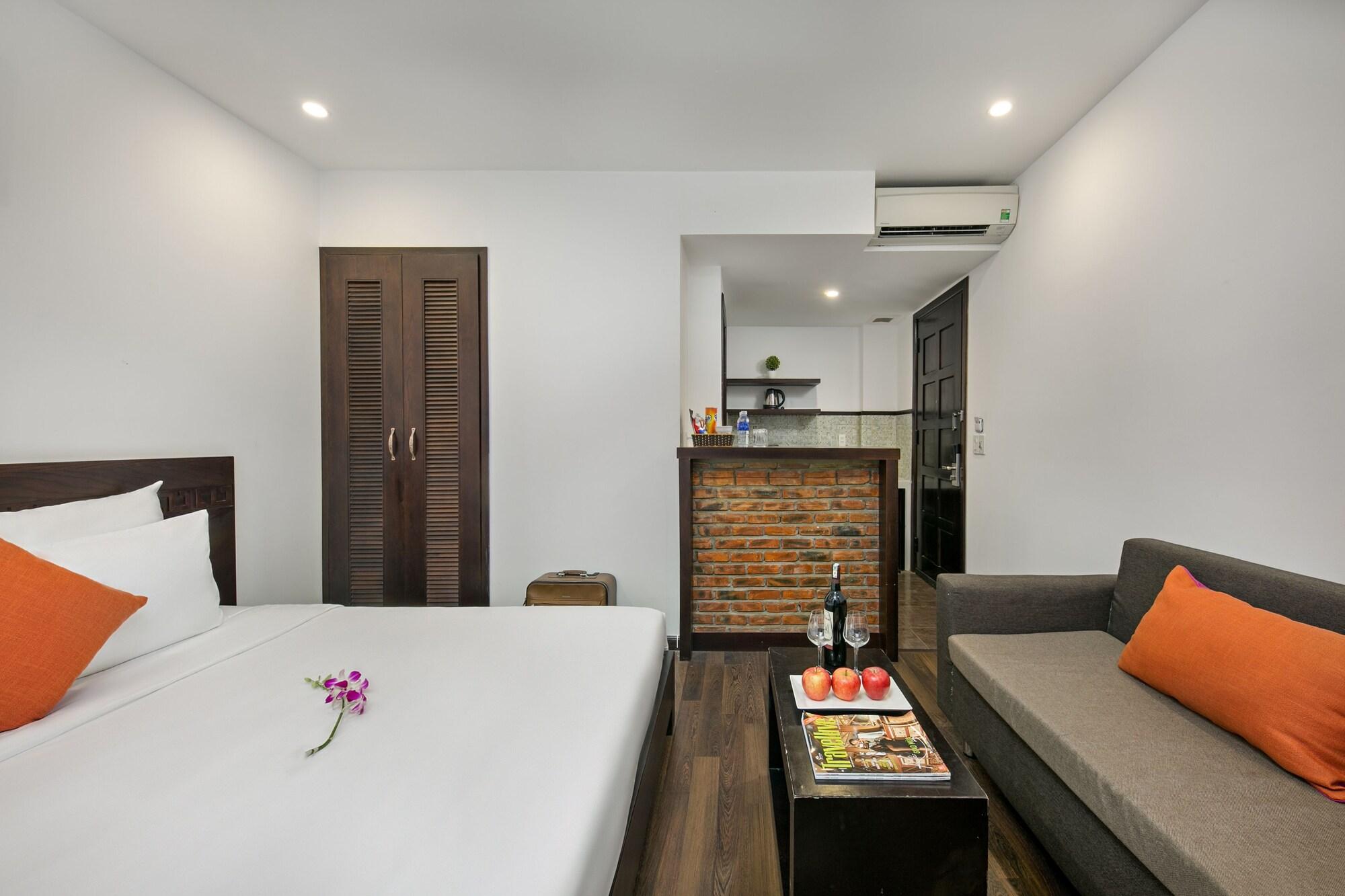 Emily Hotel & Apartment Da Nang Exterior foto