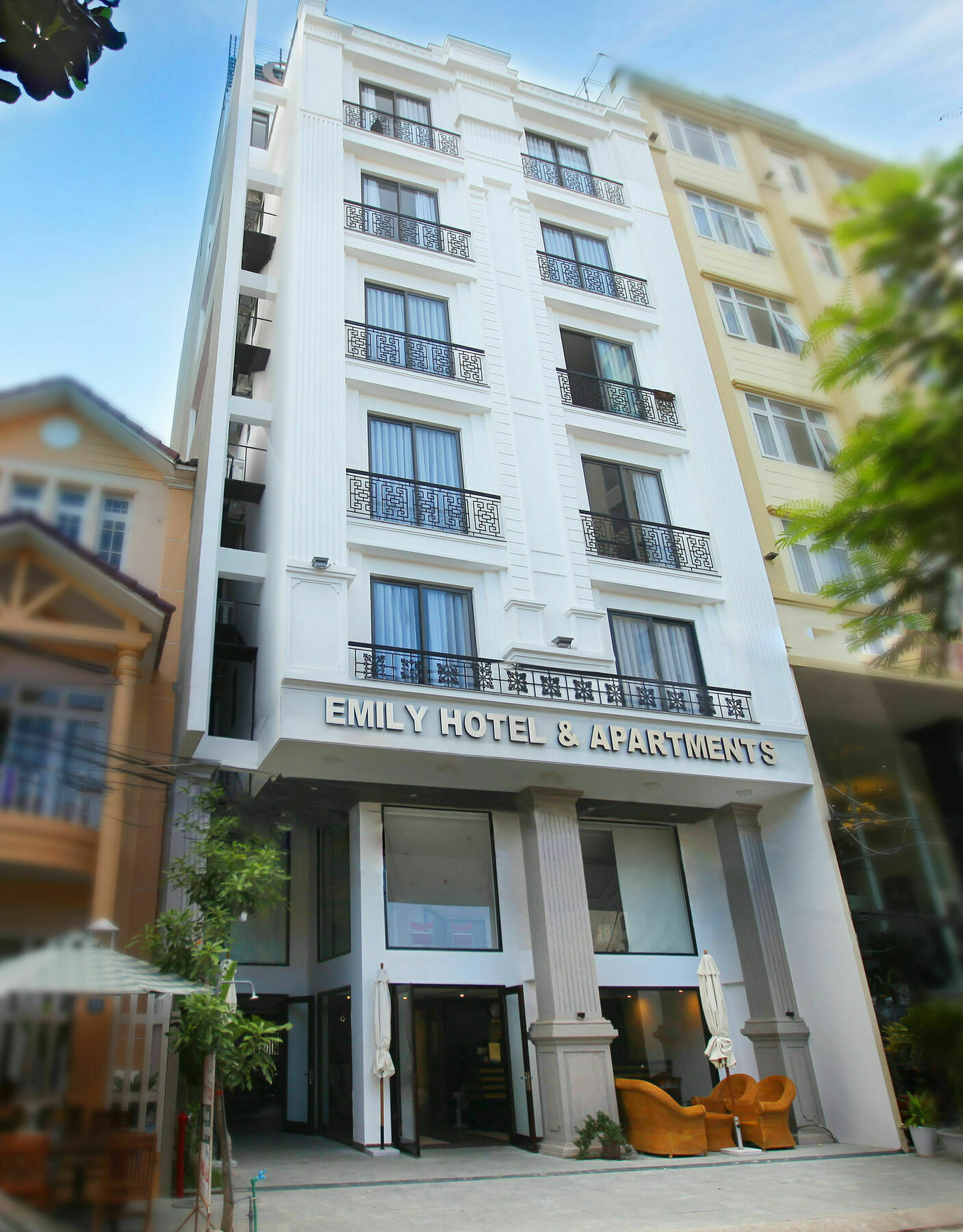 Emily Hotel & Apartment Da Nang Exterior foto